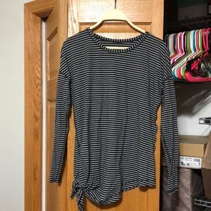 Lulu top, side tie heathered grey striped